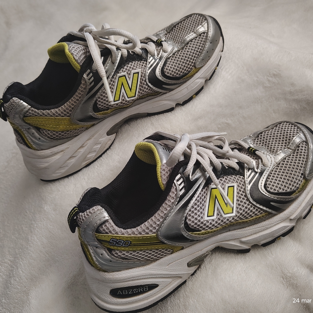 New Balance 530 Silver & Neon Yellow Mesh Running Shoes woman size 4.5